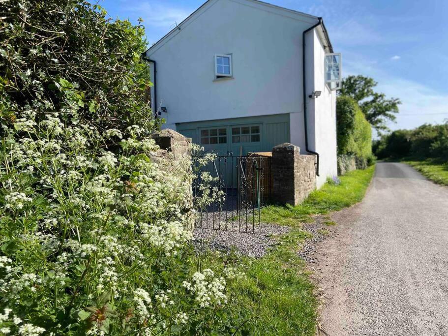 Couples Getaway, With Mountain Views/Dog Friendly Villa Crickhowell Dış mekan fotoğraf